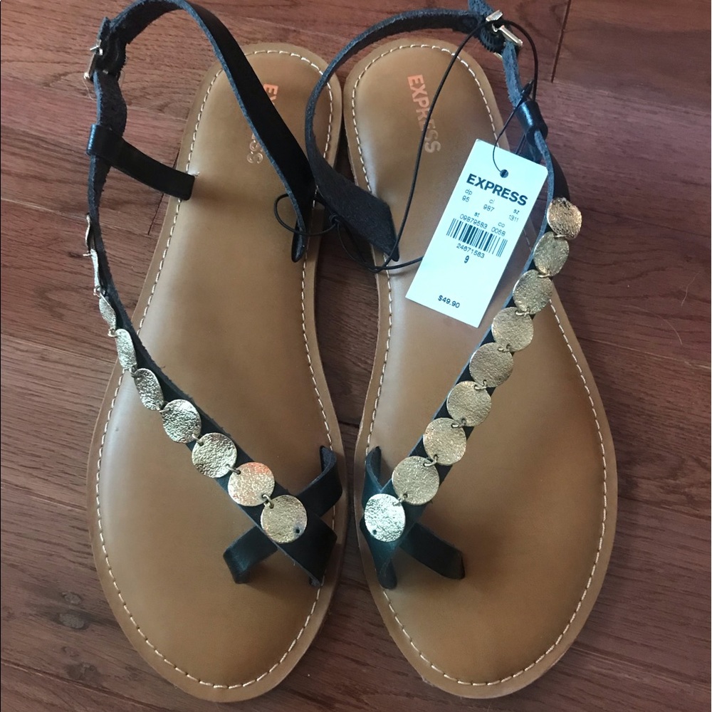 Express Sandals 🖤 - Picture 3 of 16
